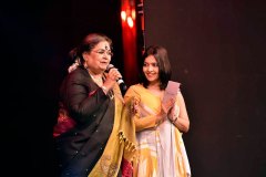 USHA-UTHUP-AND-SARITA-CHANDAK-3