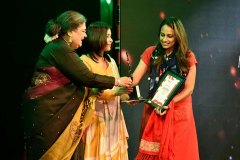 USHA-UTHUP-SARITA-CHANDAK-12